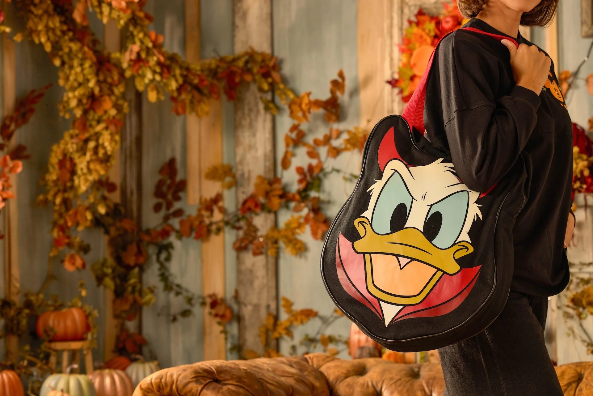 Donald Duck Halloween Big Face Tote on Disney Store — EXTRA MAGIC